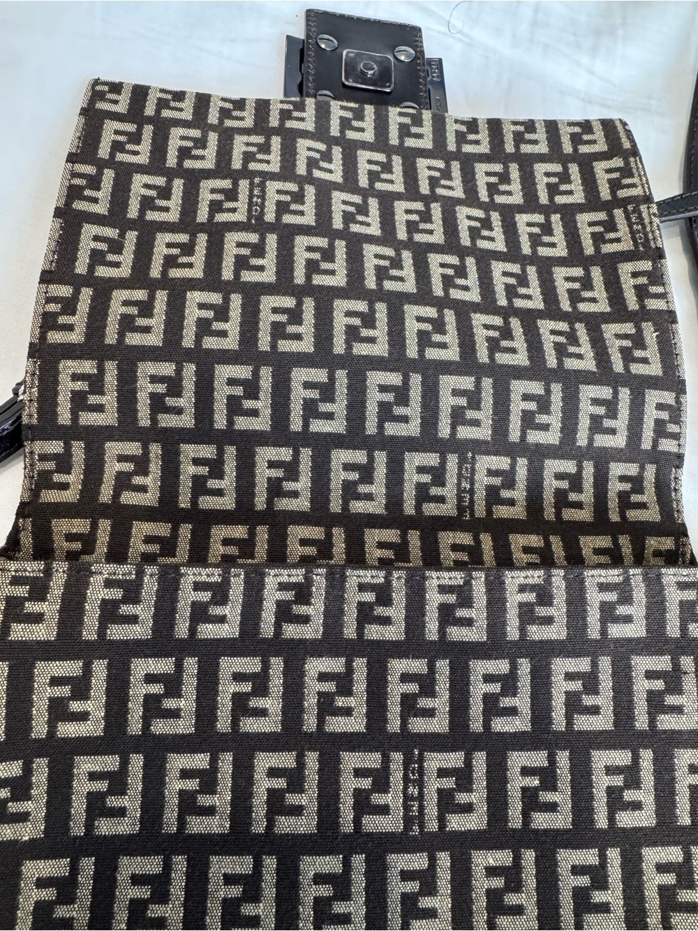 Fendi Monogram Zucca FF Flap Crossbody Messenger Bag in Brown and Beige Canvas - Picture 2 of 16